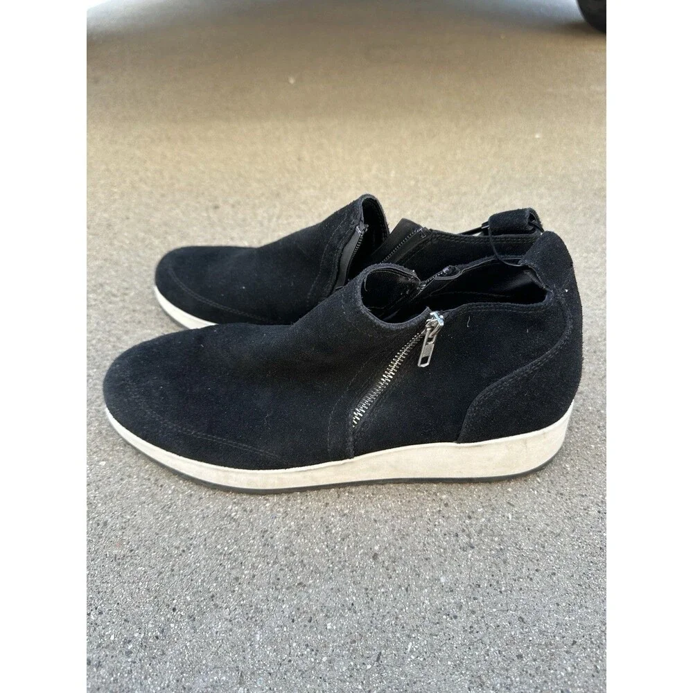 Blondo Boots Womens Size 11M Black Ellorie Waterproof Suede Ankle Wedge ELL001SD